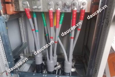 Thi công đầu cáp co nguội hạ thế TTE nối cáp vào tủ điện