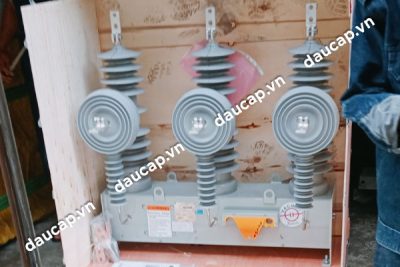 Cung cáp Recloser Cooper và cáp nguồn